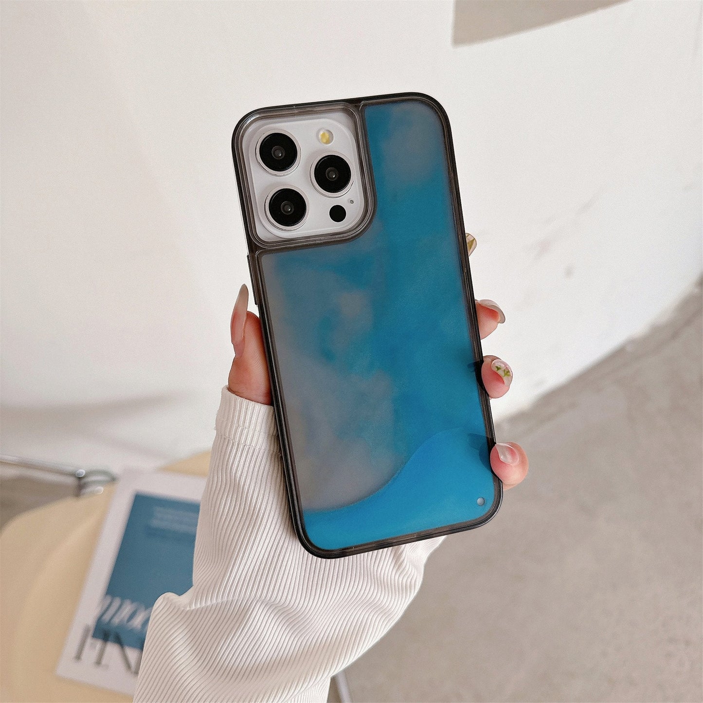 GlaveCase - The Luminous iPhone Case