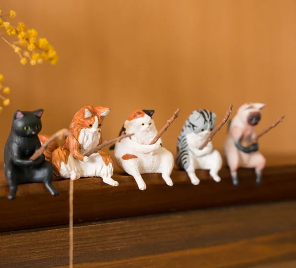 ⏰🔥LAST DAY 59% OFF - Hand-Painted Mini Cat Desk Figurines 😺 Set of 5 Cute Cartoon Kitty Companions